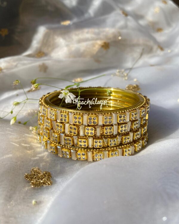 Gold Square Kangan (Set of 4 Kangan)