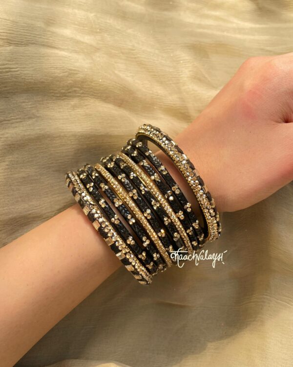 Black Bangle Set