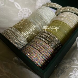 White/Silver Bangles Set